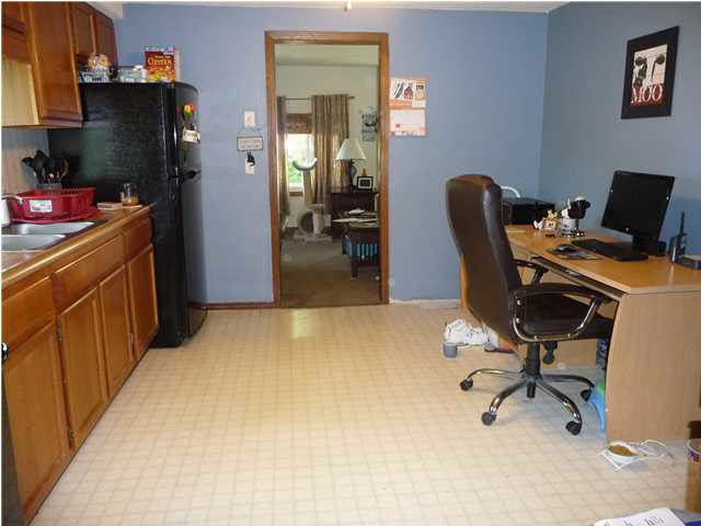 800 S Werner Ave, Evansville, IN 47712 photo 5