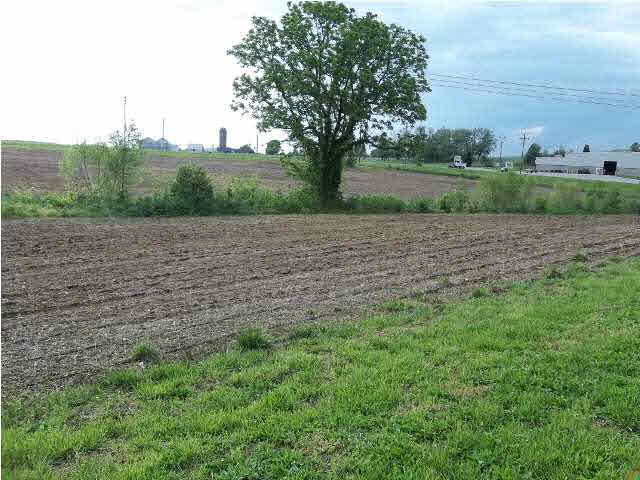 2343 N Chestnut St, Huntingburg, IN 47542 photo 5