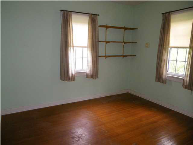 410 Christ Rd, Evansville, IN 47711 photo 2