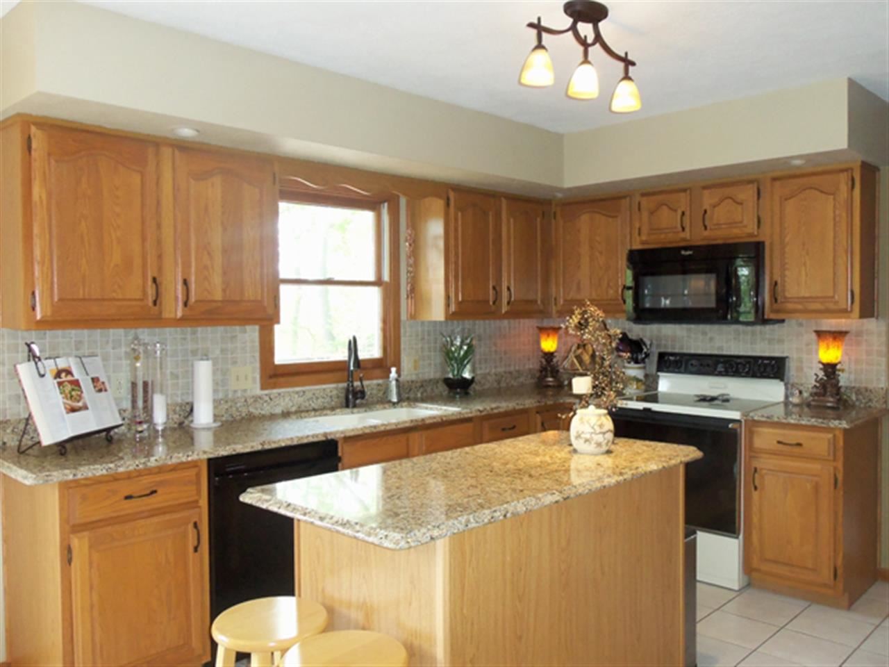 7733 Hillsboro Dr, Newburgh, IN 47630 photo 12