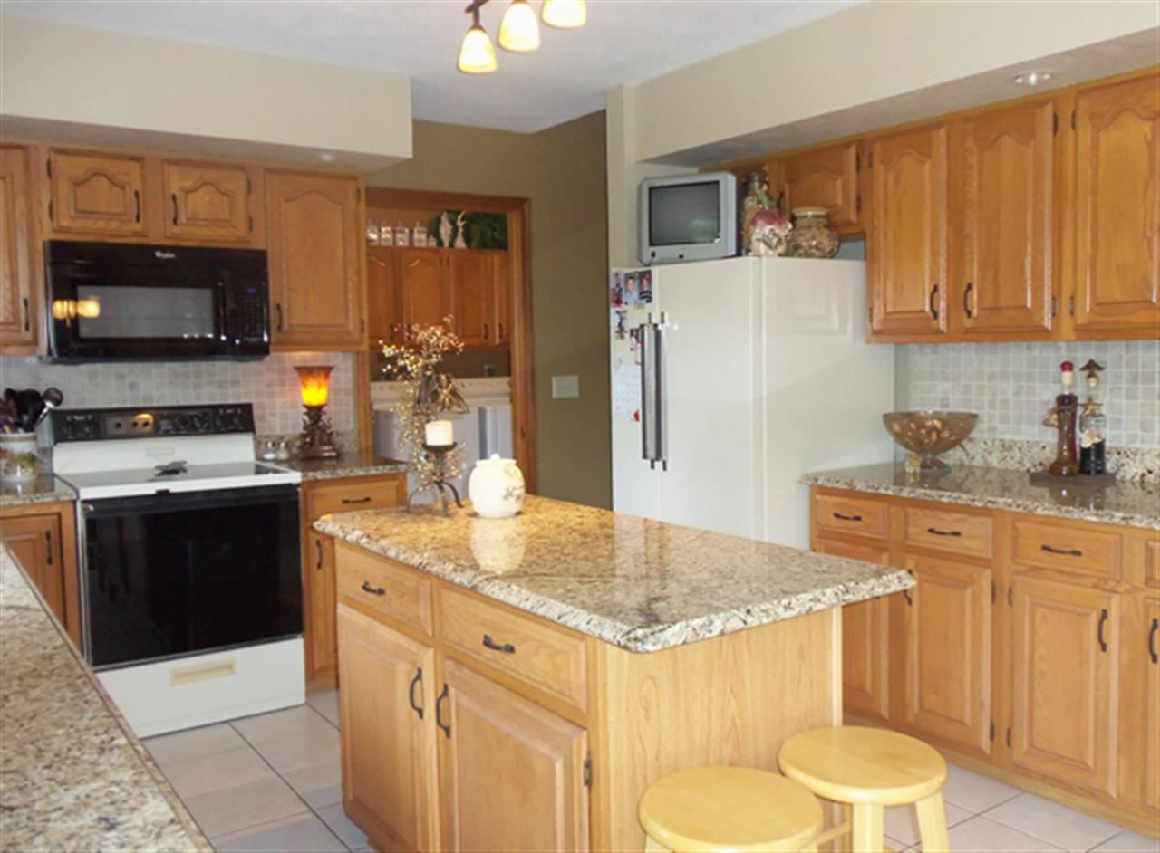 7733 Hillsboro Dr, Newburgh, IN 47630 photo 10