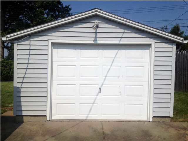 4912 Warren Dr, Evansville, IN 47710 photo 3