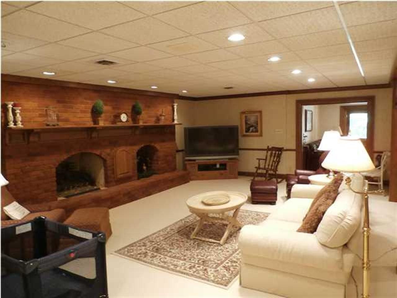 10405 Old Plantation Dr, Evansville, IN 47725 photo 8