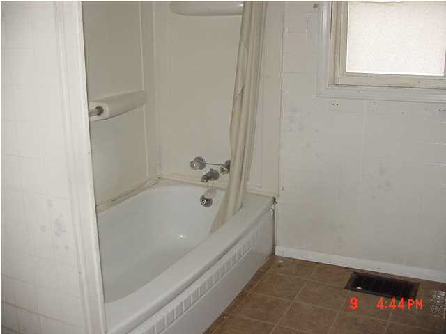 217 E 3rd St, Bicknell, IN 47512 photo 6