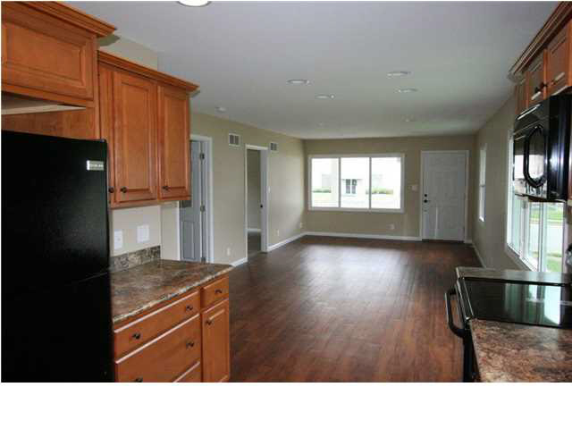 501 E Riverside Dr, Evansville, IN 47713 photo 6