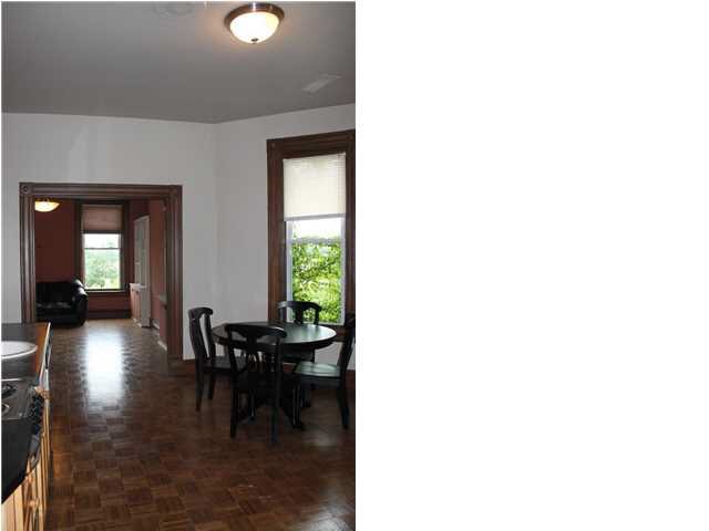 216 SE Riverside Dr, Evansville, IN 47713 photo 5