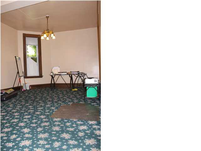 216 SE Riverside Dr, Evansville, IN 47713 photo 10