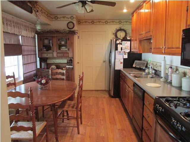 1329 18th St, Tell City, IN 47586 photo 4
