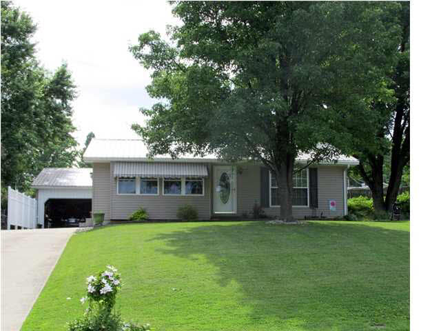1329 18th St, Tell City, IN 47586 photo 1