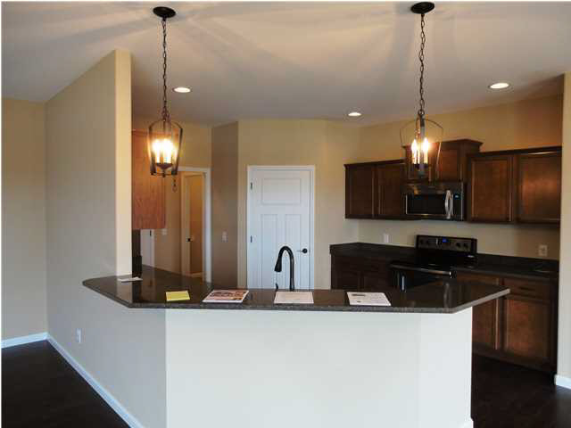 3223 Pomona Dr, Evansville, IN 47715 photo 8