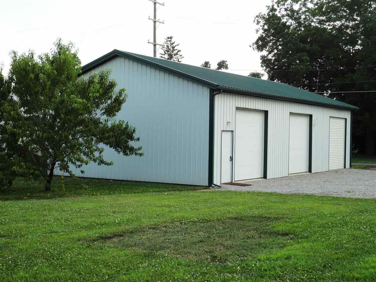 711 Mill St, Mount Vernon, IN 47620 photo 1