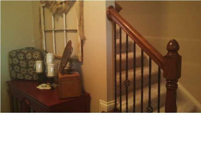 3925 Bronson Ln, Evansville, IN 47711 photo 4