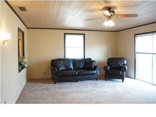 1402 Wilson St, Boonville, IN 47601 photo 17