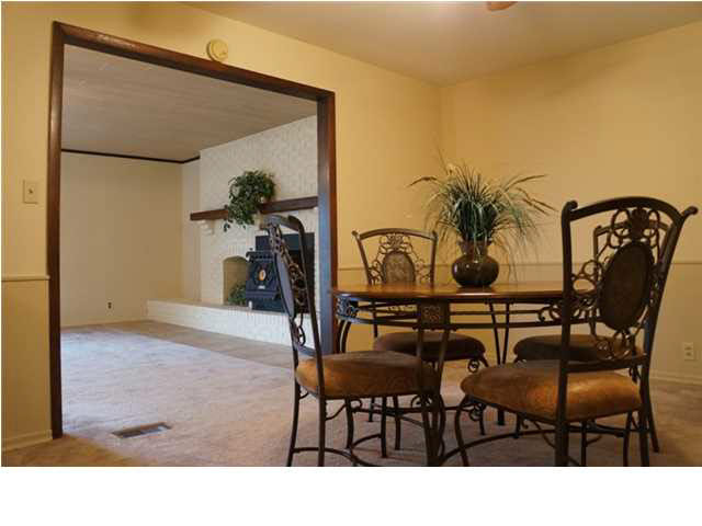 1402 Wilson St, Boonville, IN 47601 photo 12