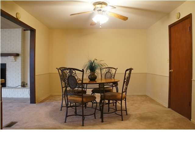 1402 Wilson St, Boonville, IN 47601 photo 13