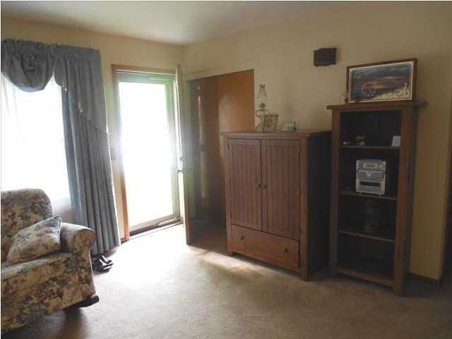 1112 Tower Dr, Boonville, IN 47601 photo 2