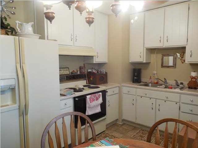 1112 Tower Dr, Boonville, IN 47601 photo 6