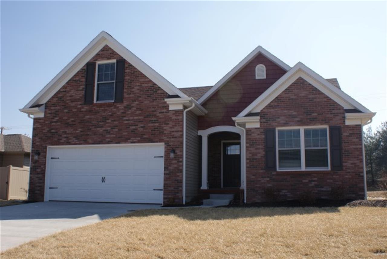 2421 Belize Dr, Evansville, IN 47725 photo 1