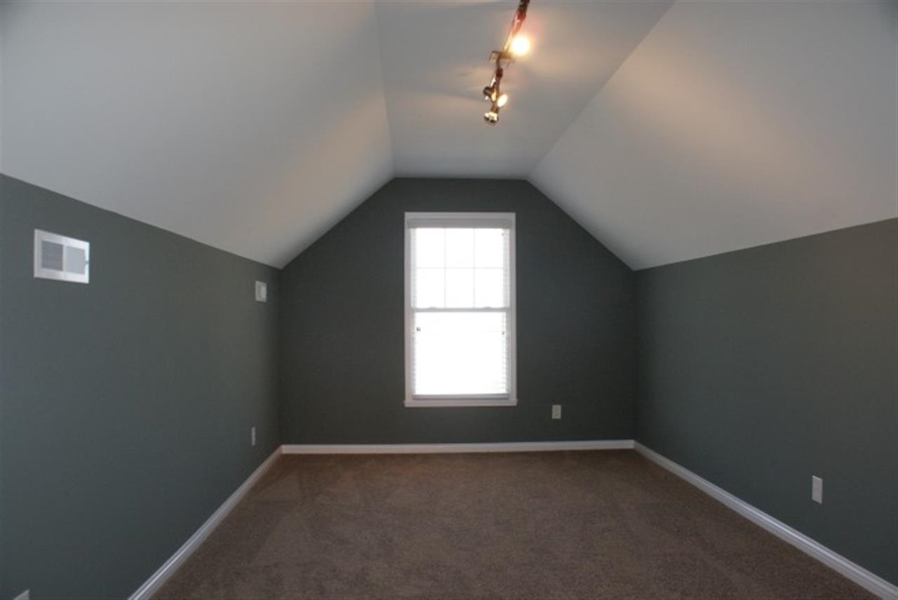 2421 Belize Dr, Evansville, IN 47725 photo 13