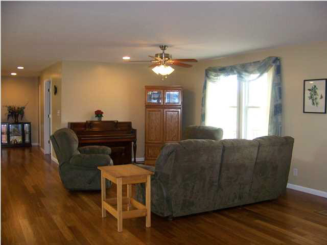 4700 Calico Dr, Mount Vernon, IN 47620 photo 6