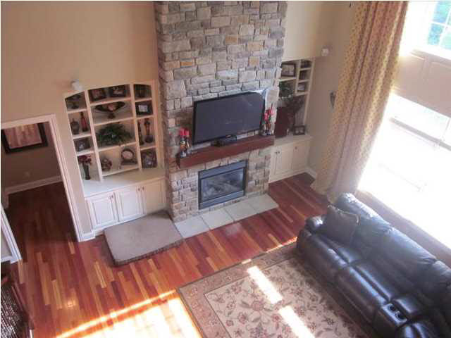 4785 Estate Dr, Newburgh, IN 47630 photo 3