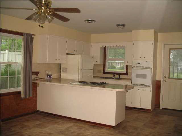 948 32nd St, Tell City, IN 47586 photo 11