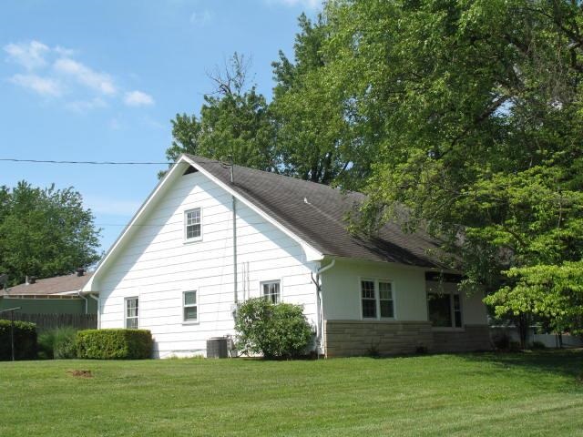 948 32nd St, Tell City, IN 47586 photo 3