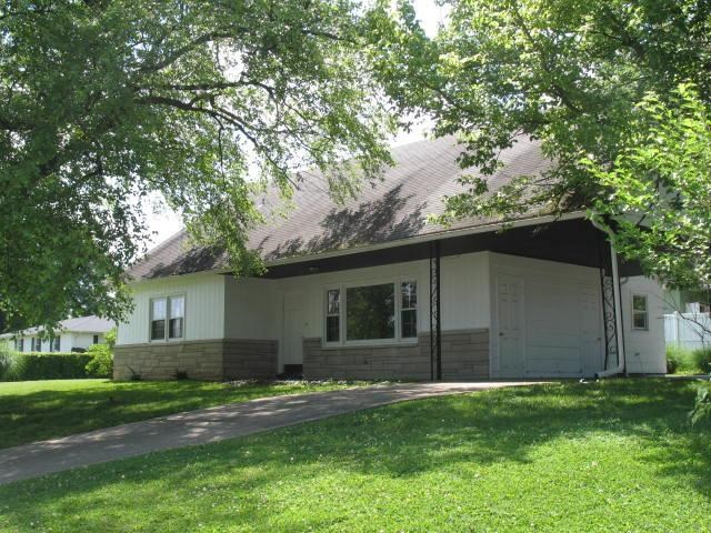948 32nd St, Tell City, IN 47586 photo 1