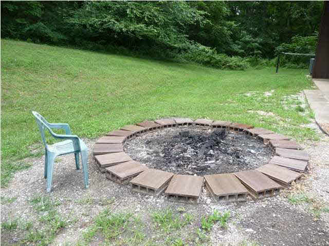 8514 W Old State Road 64, Holland, IN 47541 photo 15