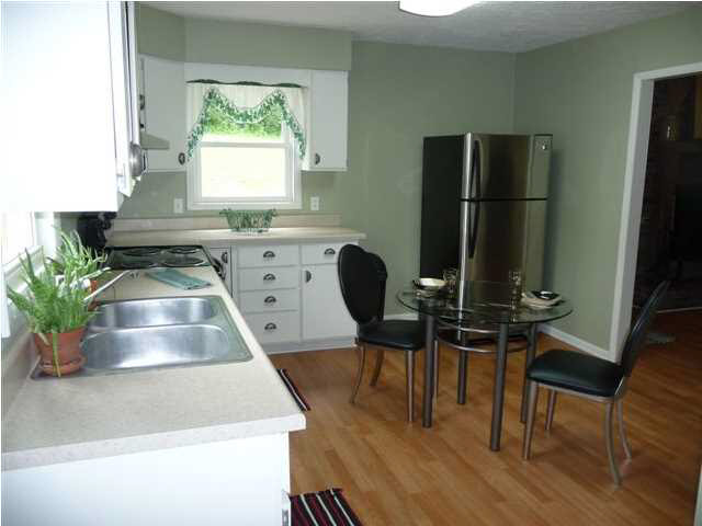 8514 W Old State Road 64, Holland, IN 47541 photo 3