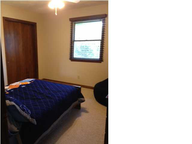 1162 Hochgesang Ave, Jasper, IN 47546 photo 12