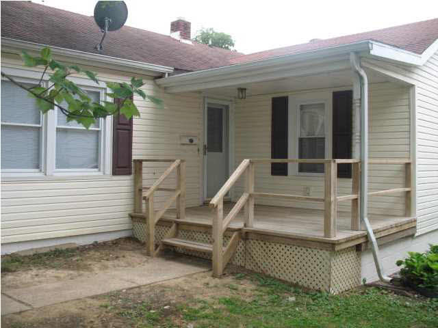 723 16th St, Tell City, IN 47586 photo 4