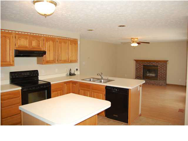 4946 Eau Claire Ln, Newburgh, IN 47630 photo 6