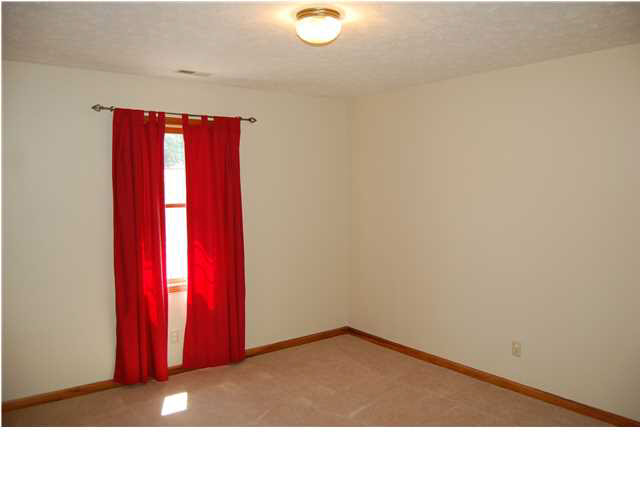 4946 Eau Claire Ln, Newburgh, IN 47630 photo 10