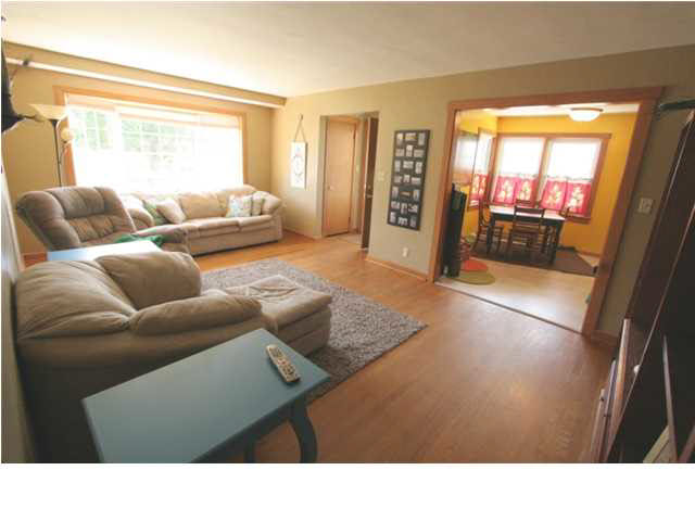 1533 Dewey St, Jasper, IN 47546 photo 4