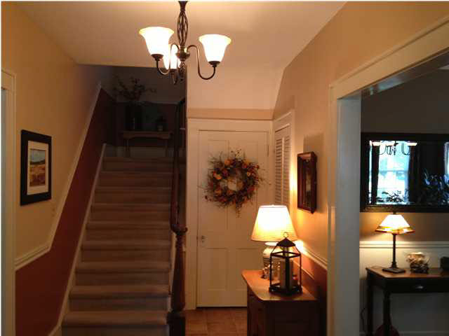1413 Akin Dr, Evansville, IN 47714 photo 3