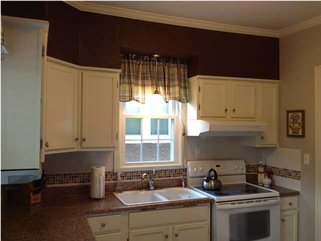 1413 Akin Dr, Evansville, IN 47714 photo 8