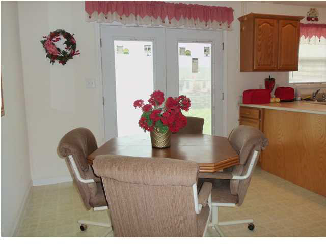4501 Strathmoor Dr, Evansville, IN 47711 photo 9