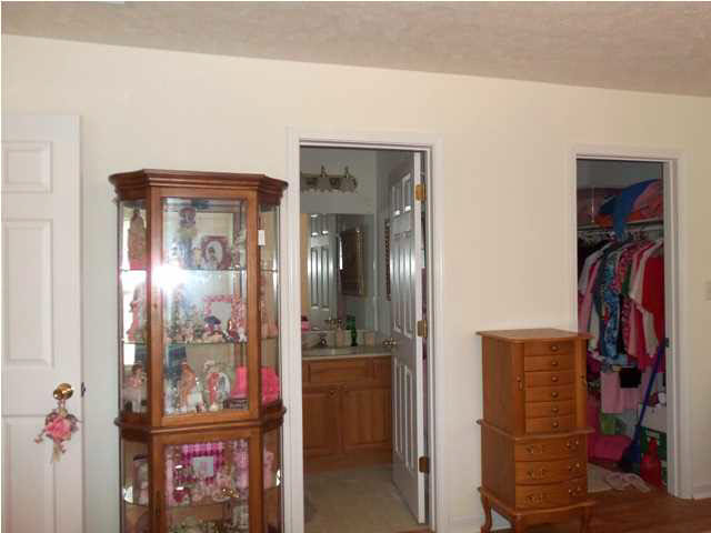 4501 Strathmoor Dr, Evansville, IN 47711 photo 14
