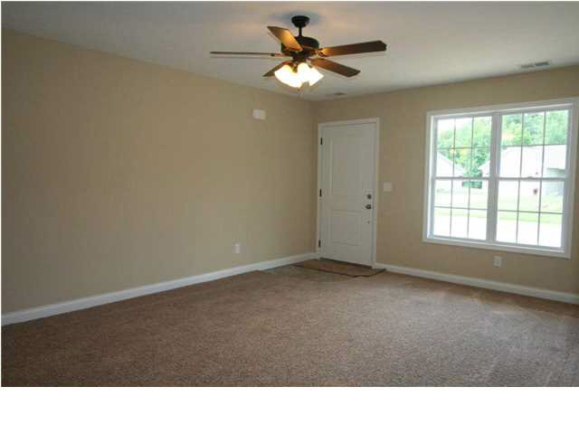 6950 Crescent Dr, Chandler, IN 47610 photo 2