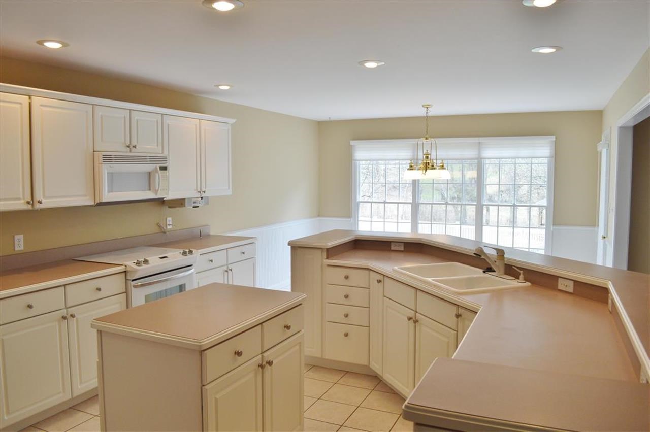 1512 Regents Park Rd, Evansville, IN 47710 photo 15
