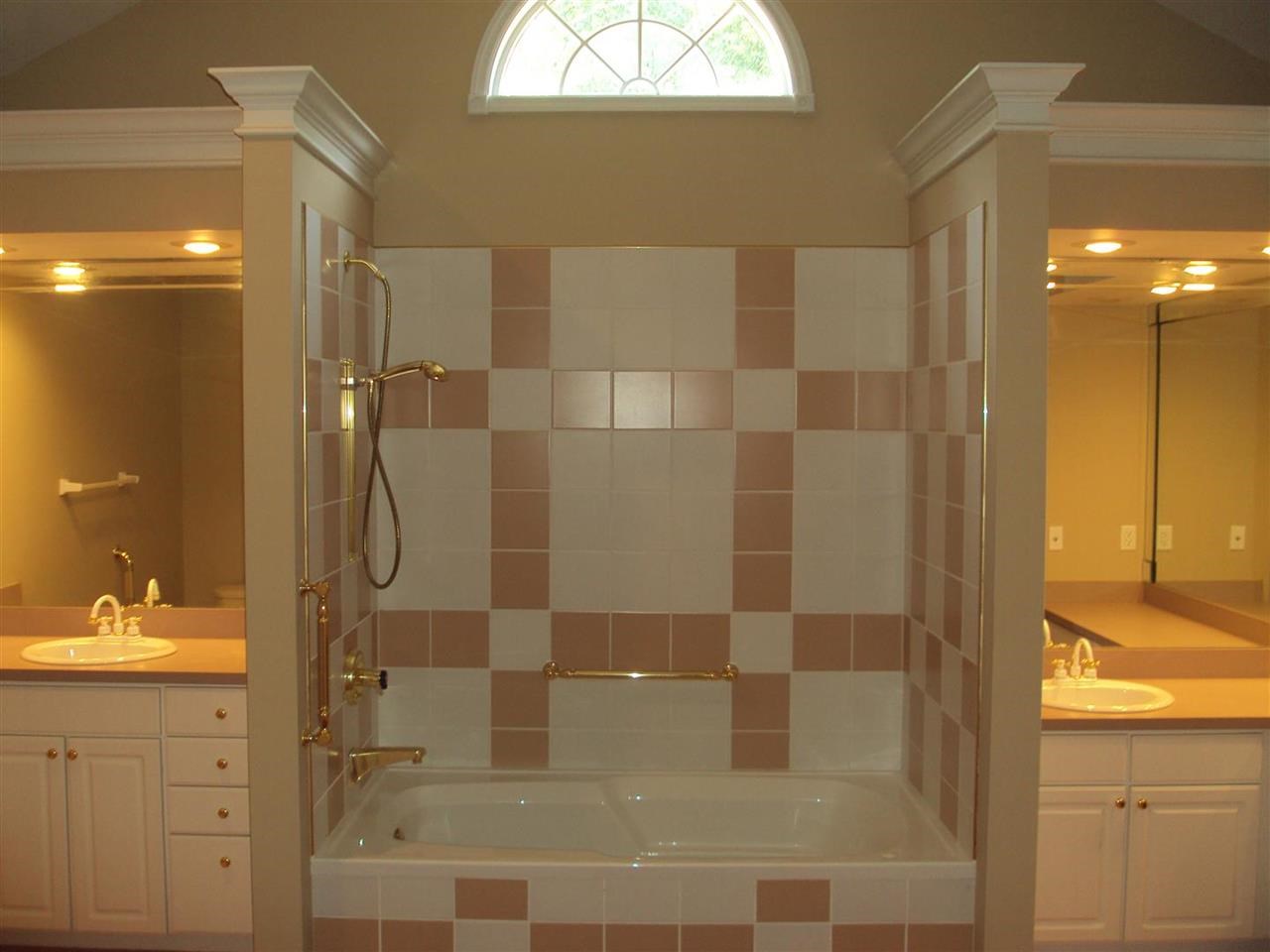1512 Regents Park Rd, Evansville, IN 47710 photo 23