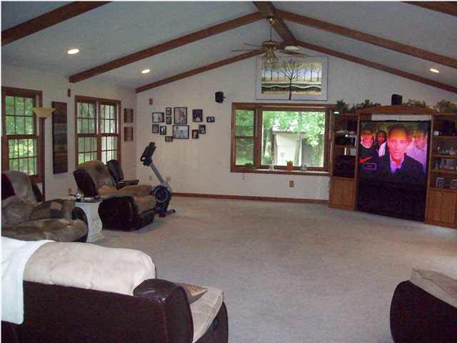 1106 Wagner Dr, Washington, IN 47501 photo 4