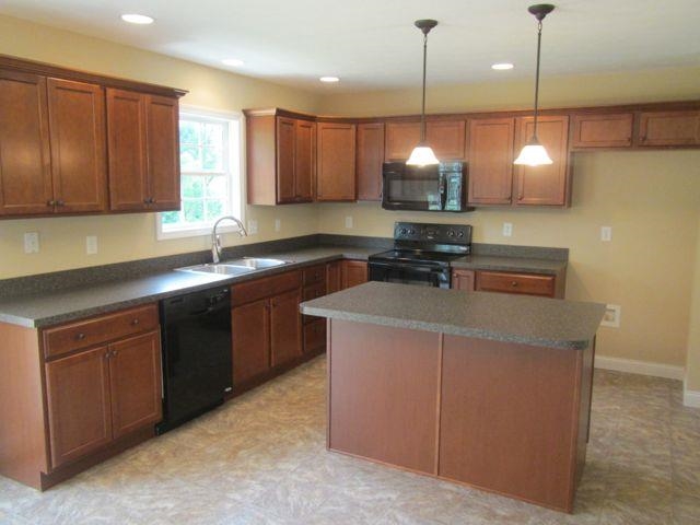302 E Rock Rd, Owensville, IN 47665 photo 4