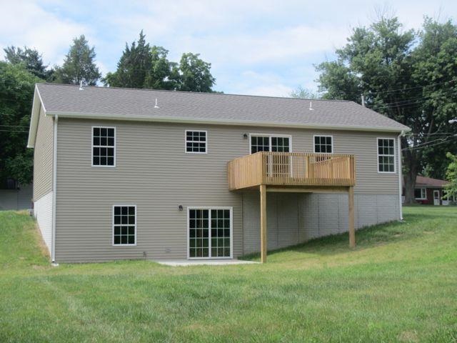 302 E Rock Rd, Owensville, IN 47665 photo 2