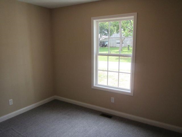 302 E Rock Rd, Owensville, IN 47665 photo 9