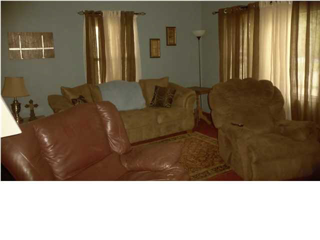 4 Darnell Dr, Washington, IN 47501 photo 2
