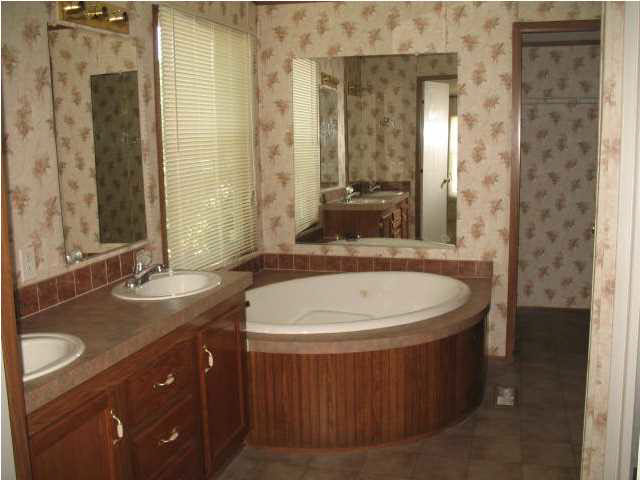 706 15th St, Tell City, IN 47586 photo 12