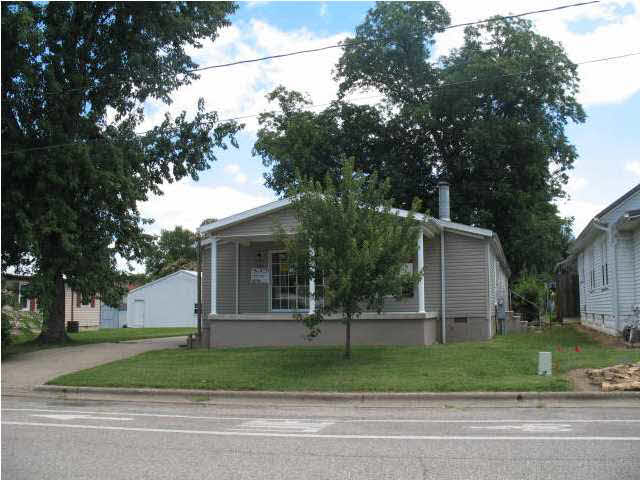 706 15th St, Tell City, IN 47586 photo 2