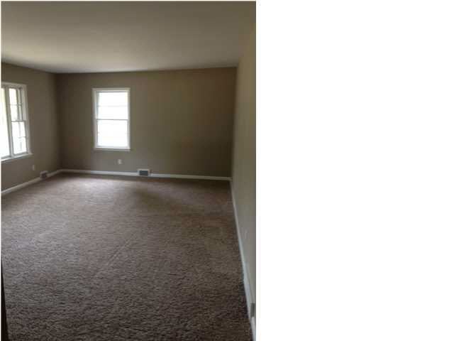 5817 Monroe Ave, Evansville, IN 47715 photo 3